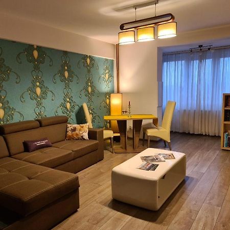 Appartement Central Cosy Apart Oradea Extérieur photo