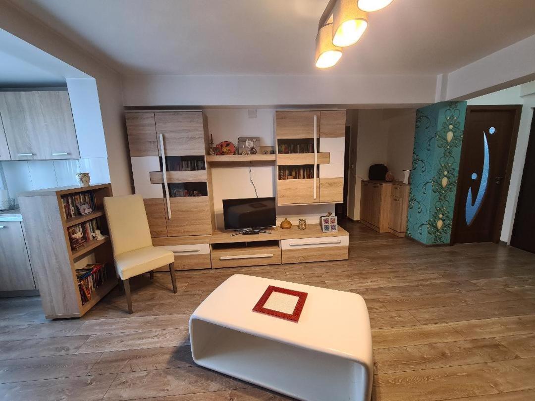 Appartement Central Cosy Apart Oradea Extérieur photo