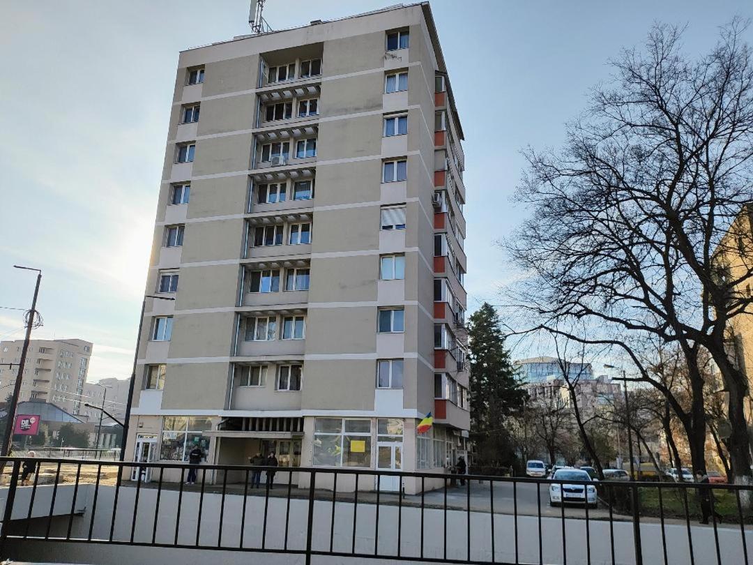 Appartement Central Cosy Apart Oradea Extérieur photo